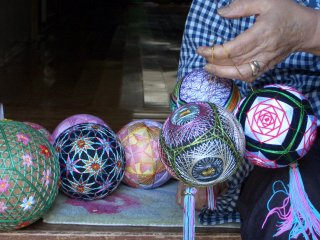 080515_mend.jpg 080515_mend.jpg