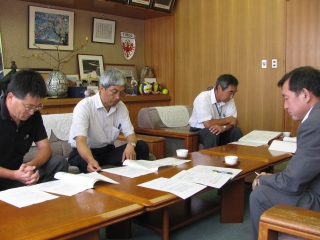 090819_3.jpg 090819_3.jpg